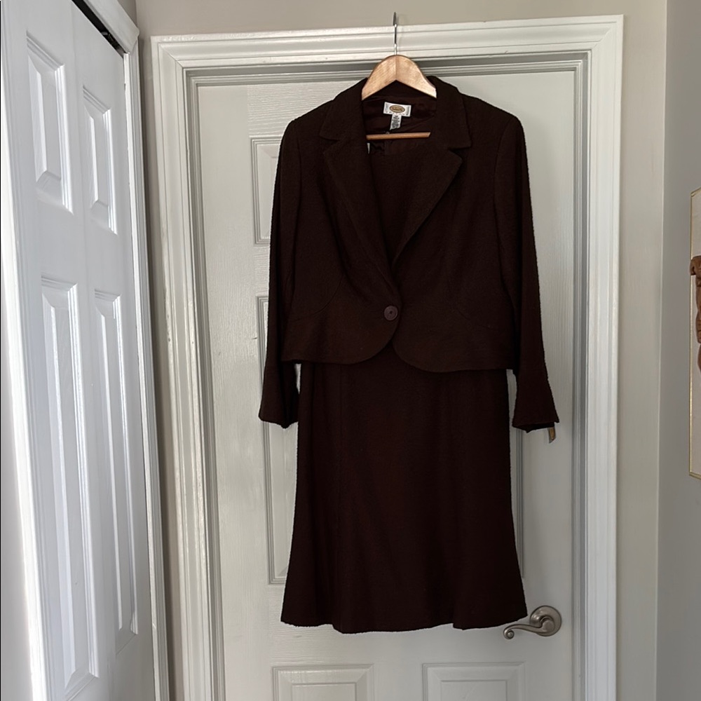 Talbot size 14P Brown Blazer and Dress set